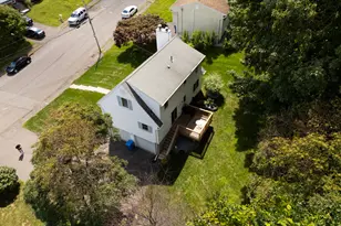 18 Kendall Cir, Waterbury, CT 06708 - Photo 6