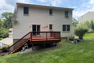 18 Kendall Cir, Waterbury, CT 06708 - Photo 8