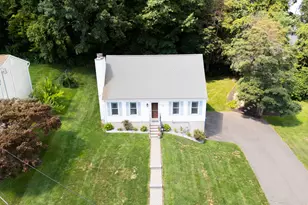 18 Kendall Cir, Waterbury, CT 06708 - Photo 1