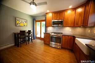 18 Kendall Cir, Waterbury, CT 06708 - Photo 12