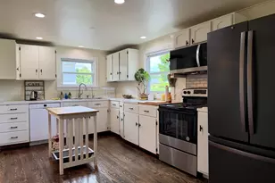 70 Gay St, Sharon, CT 06069 - Photo 10