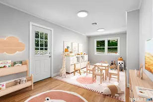 12 Wescott St, Greenwich, CT 06878 - Photo 8