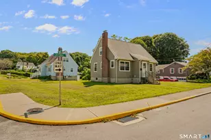 4 Cottage St, Groton, CT 06340 - Photo 28