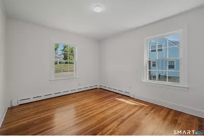 4 Cottage Street, Groton, CT 06340 - Photo 18