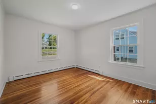 4 Cottage St, Groton, CT 06340 - Photo 18