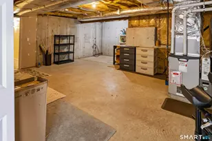 640 New Britain Ave, Newington, CT 06111 - Photo 14