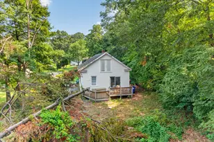 10 Mill Cove Rd, Ledyard, CT 06335 - Photo 10