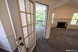 31 High St, East Hartford, CT 06118 - Photo 4