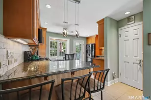 25 Riverside Dr, Clinton, CT 06413 - Photo 8