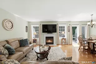 1006 Hancock Dr, Danbury, CT 06811 - Photo 8