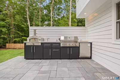 96 Studio Road, Stamford, CT 06903 - Photo 30
