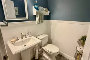 500 Wolcott Ln, Orange, CT 06477 - Photo 12