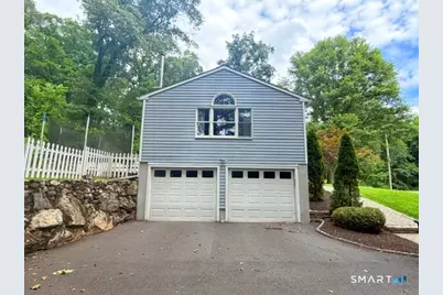 500 Wolcott Lane, Orange, CT 06477 - Photo 4