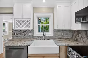 3 Pearl St, Groton, CT 06355 - Photo 4
