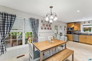 72 Alpine Dr, Newtown, CT 06482 - Photo 8