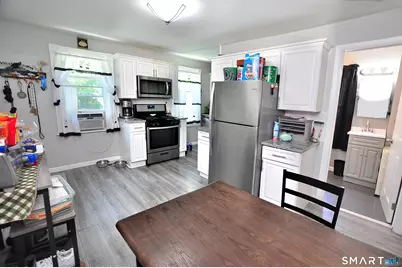 15 Emmons Place, New Britain, CT 06052 - Photo 24