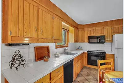 232 Jones Road, Naugatuck, CT 06770 - Photo 8
