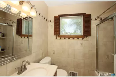 76 Jessie Drive, West Haven, CT 06516 - Photo 26