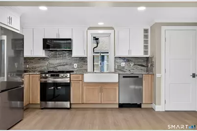3 Pearl Street #C, Groton, CT 06355 - Photo 2