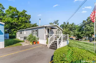 19 Laurel Vw, Wallingford, CT 06492 - Photo 2