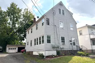 53 Spring St, Middletown, CT 06457 - Photo 2