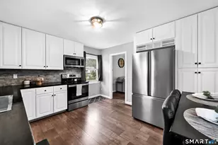 22 Lexington Ave, Torrington, CT 06790 - Photo 6