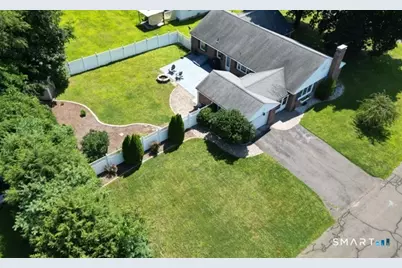 6 Dennis Drive, New Britain, CT 06053 - Photo 4