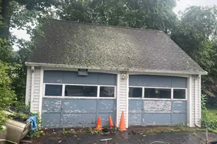 36 Sedgwick Rd, East Hartford, CT 06108 - Photo 6