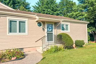 321 Songbird Ln, Southington, CT 06489 - Photo 2