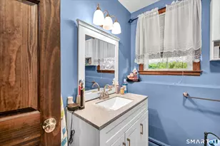 25 Spruce St, Meriden, CT 06451 - Photo 34