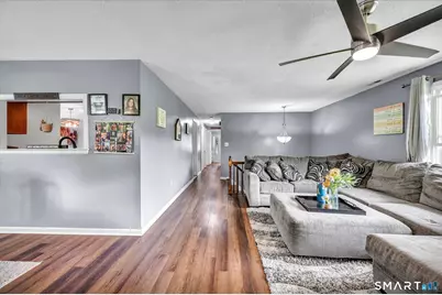 25 Spruce Street, Meriden, CT 06451 - Photo 8