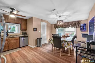 25 Spruce St, Meriden, CT 06451 - Photo 16