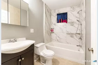208 Clark Street, New Britain, CT 06051 - Photo 20