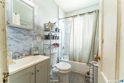 208 Clark Street, New Britain, CT 06051 - Photo 26