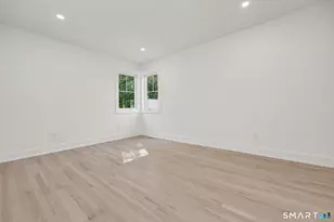 91 Lockwood Rd, Fairfield, CT 06825 - Photo 12