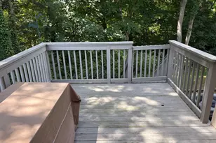 90 Manorwood Dr, Branford, CT 06405 - Photo 16
