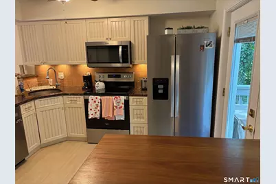 90 Manorwood Drive #90, Branford, CT 06405 - Photo 4