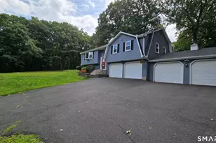 211 Mountain Rd, Granby, CT 06060 - Photo 8
