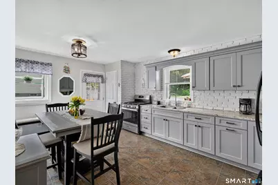 16 Philanne Drive, Norwich, CT 06360 - Photo 6