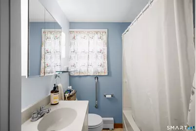 2 Post Road, Enfield, CT 06082 - Photo 18