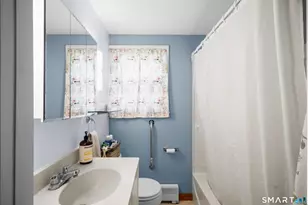 2 Post Rd, Enfield, CT 06082 - Photo 18