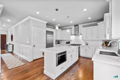 16 Hawthorne Street South #A, Greenwich, CT 06831 - Photo 6