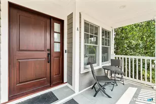 16 Hawthorne St S, Greenwich, CT 06831 - Photo 2