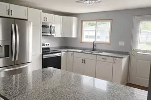64 Katherine Ave, Killingly, CT 06070 - Photo 2