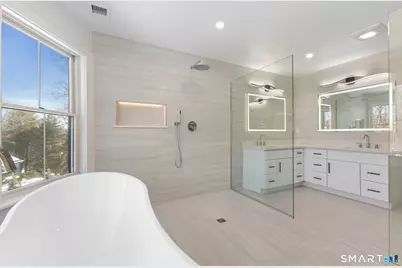 150 Wildwood Road, Stamford, CT 06903 - Photo 36
