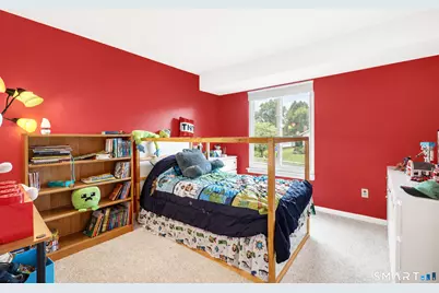 105 High Street, South Windsor, CT 06074 - Photo 18