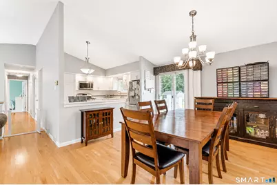 105 High Street, South Windsor, CT 06074 - Photo 12