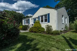 103 Richmond Ave, West Haven, CT 06516 - Photo 2