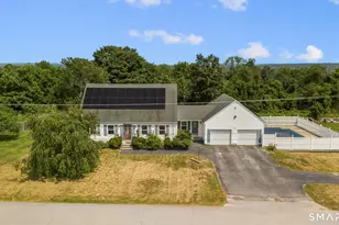 55 Glebas Rd, Plainfield, CT 06374 - Photo 1
