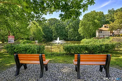 690 Forest Road #482, West Haven, CT 06516 - Photo 2